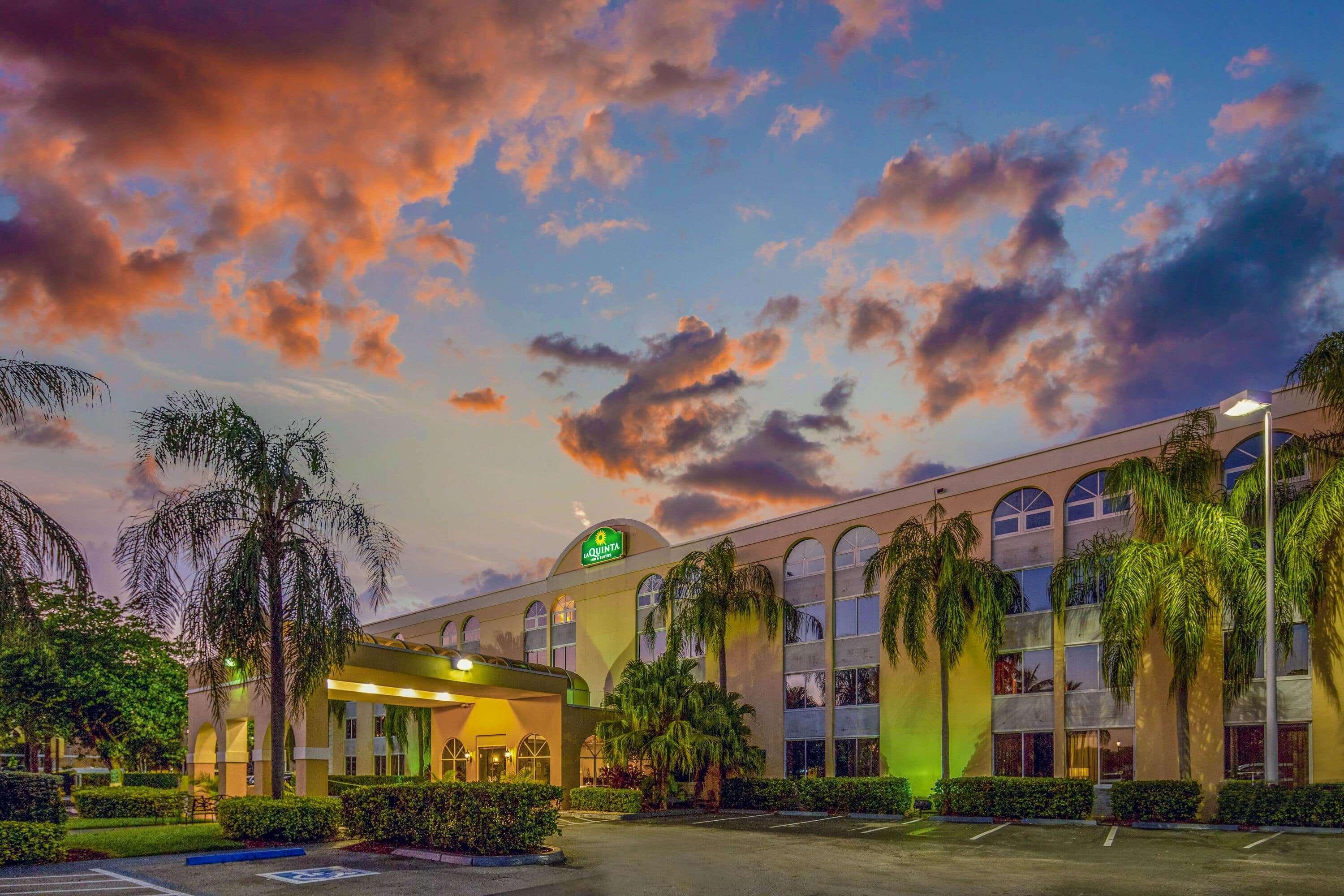 La Quinta By Wyndham Miami Lakes Zewnętrze zdjęcie